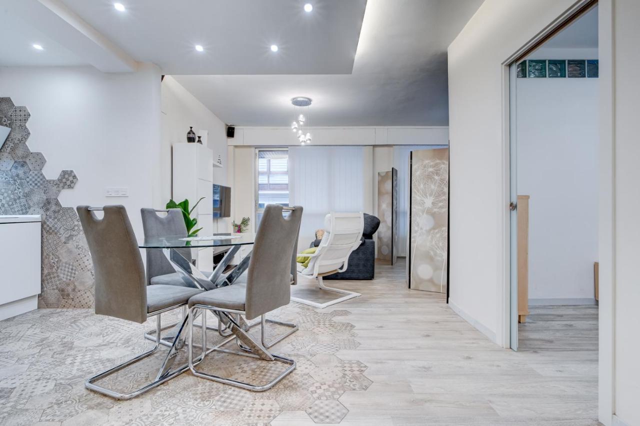 Precioso Apartamento Cercano Al Mar, Parking, 4 Pax Hondarribia Kültér fotó